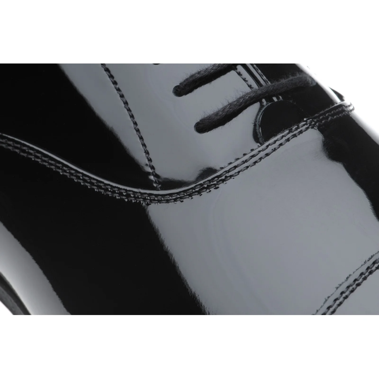 Herring Aston mens Oxfords in black patent (second) - Image 4