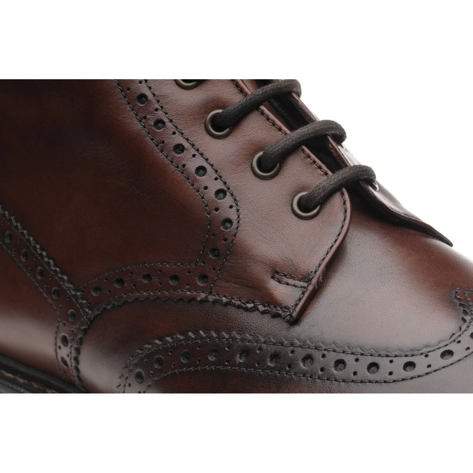 Herring Buxton (Rubber) mens rubber-soled brogue boots in brown calf (second) - Image 4