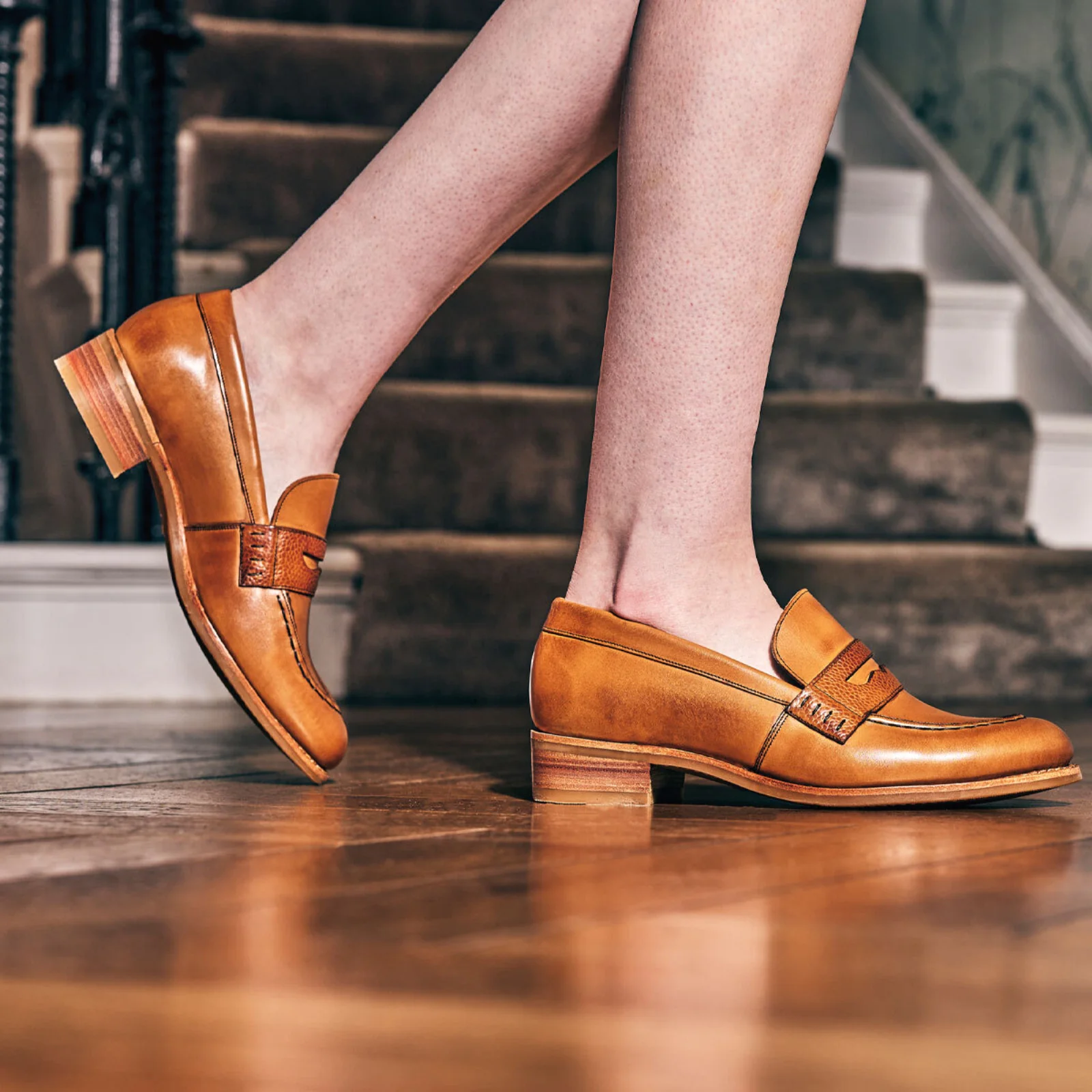 Herring Emma ladies rubber-soled loafers in cedar and grain calf - Image 6