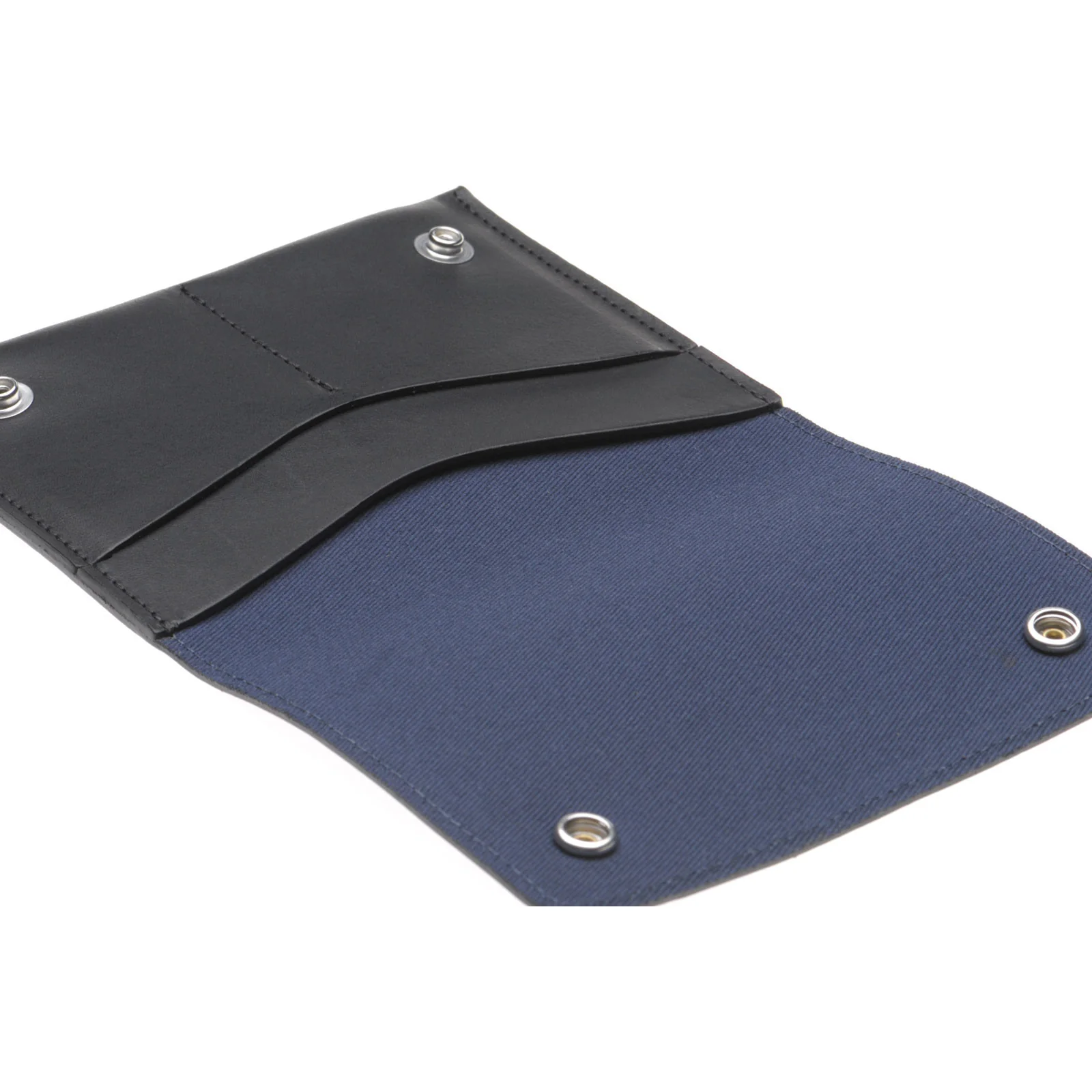 Herring Flaneur Passport holder in black - Image 5