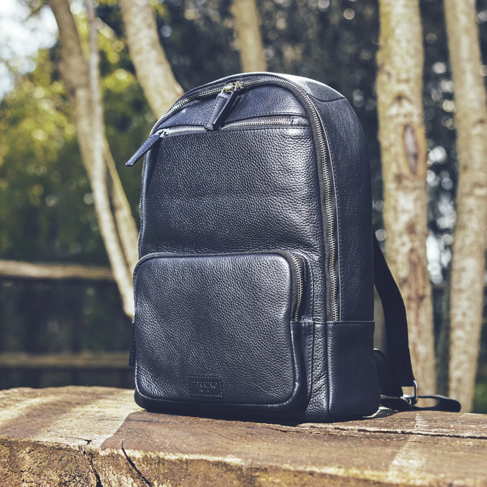 Herring Grantley Backpack in black grain - Image 6