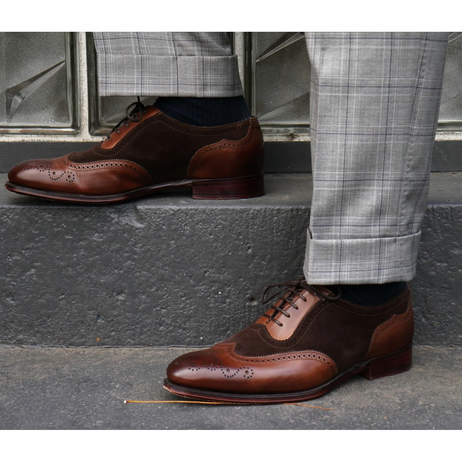 Herring Henry II mens brogues in espresso calf and brown suede - Image 6