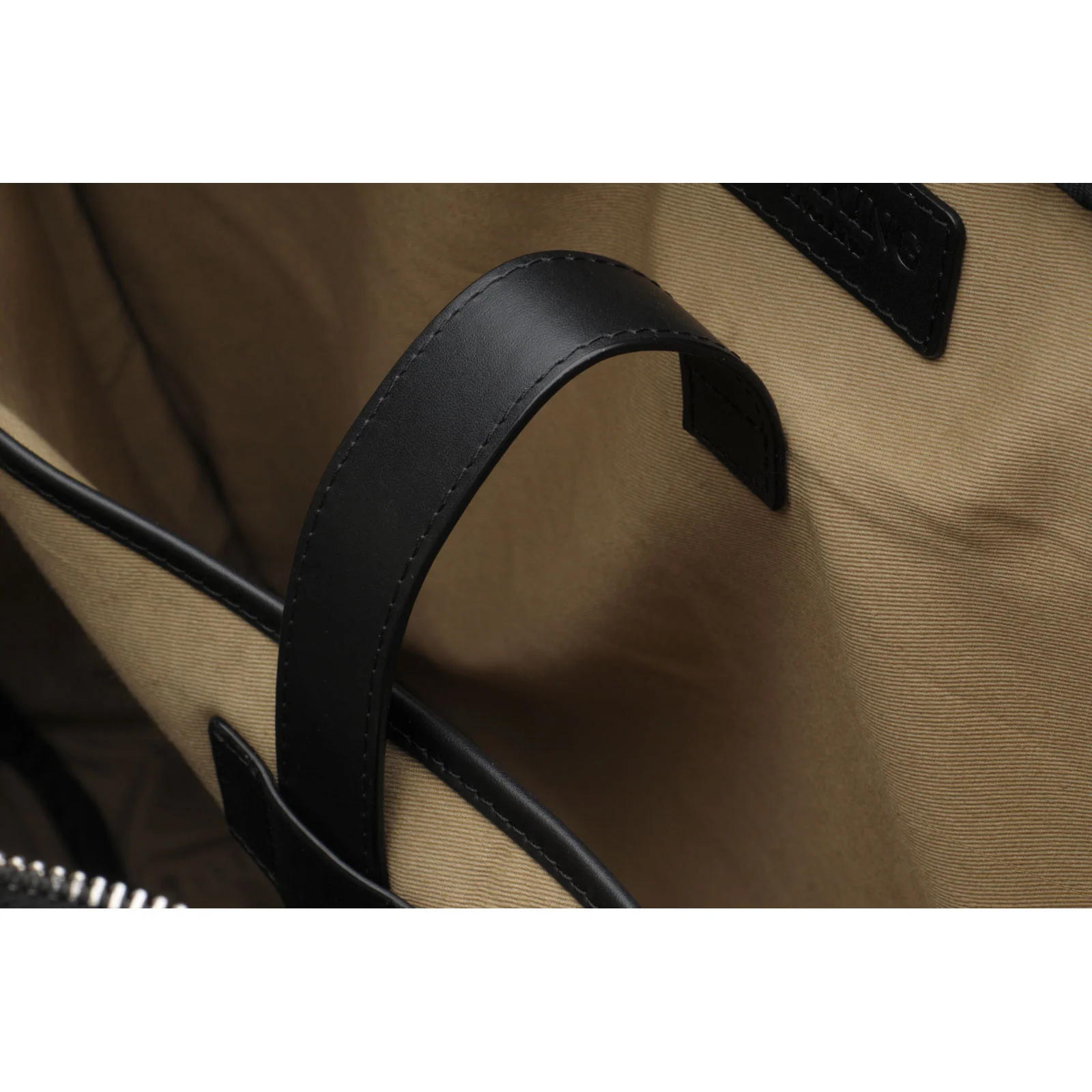 Herring Kimpton Laptop Bag in black grain - Image 6