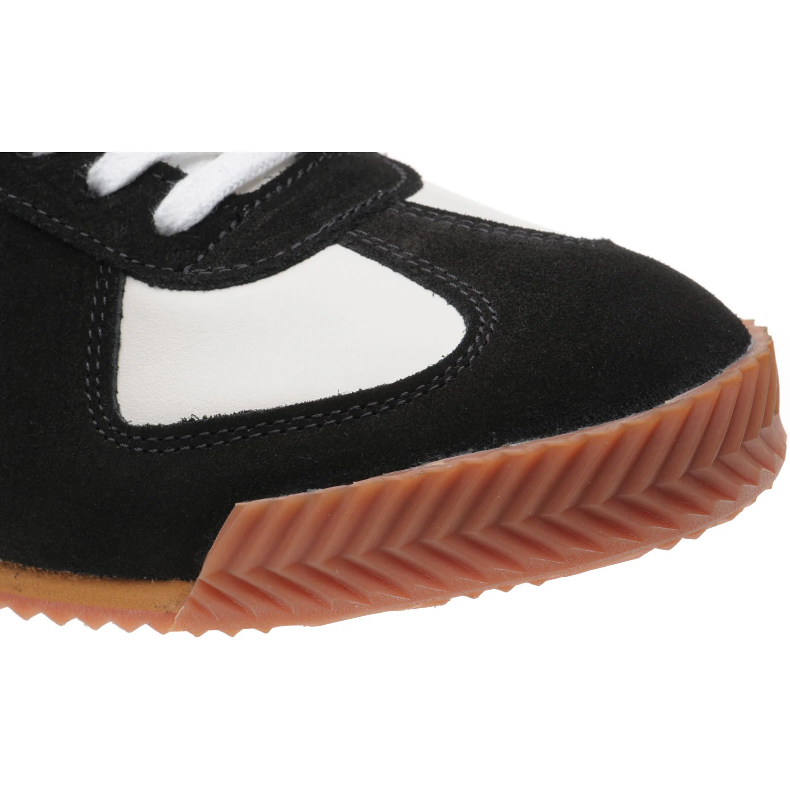 Herring Tokyo Trainer mens rubber-soled trainers in white calf and black suede - Image 5
