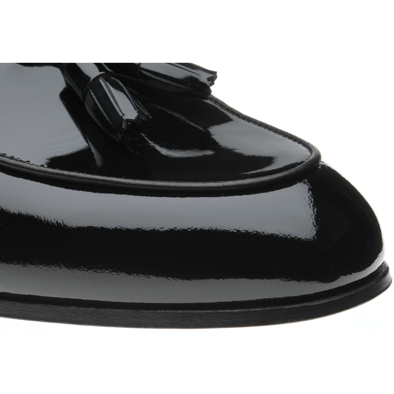 Wildsmith Model 88 mens tasselled loafers in black patent - Image 5